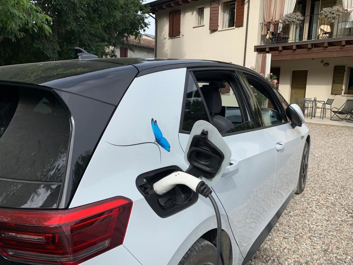 L'Isolo B&B E Case Vacanza Monzambano Luaran gambar