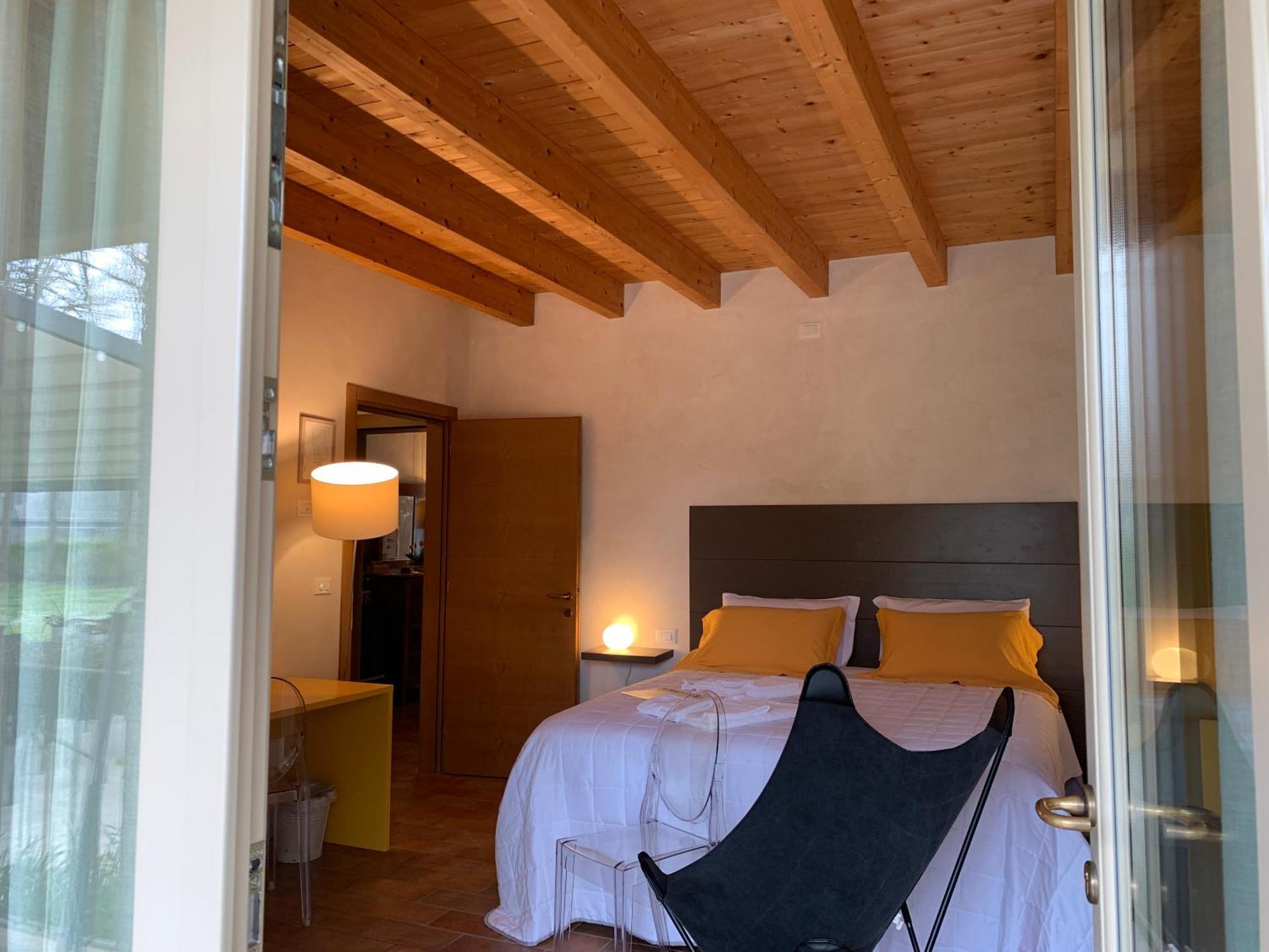 L'Isolo B&B E Case Vacanza Monzambano Luaran gambar