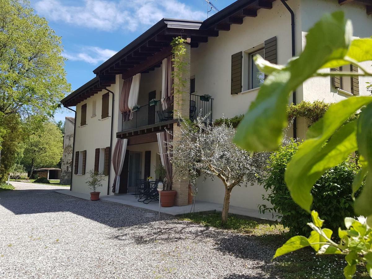 L'Isolo B&B E Case Vacanza Monzambano Luaran gambar