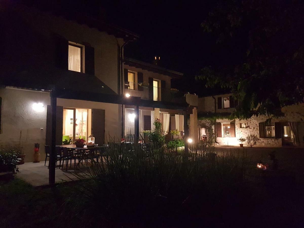 L'Isolo B&B E Case Vacanza Monzambano Luaran gambar